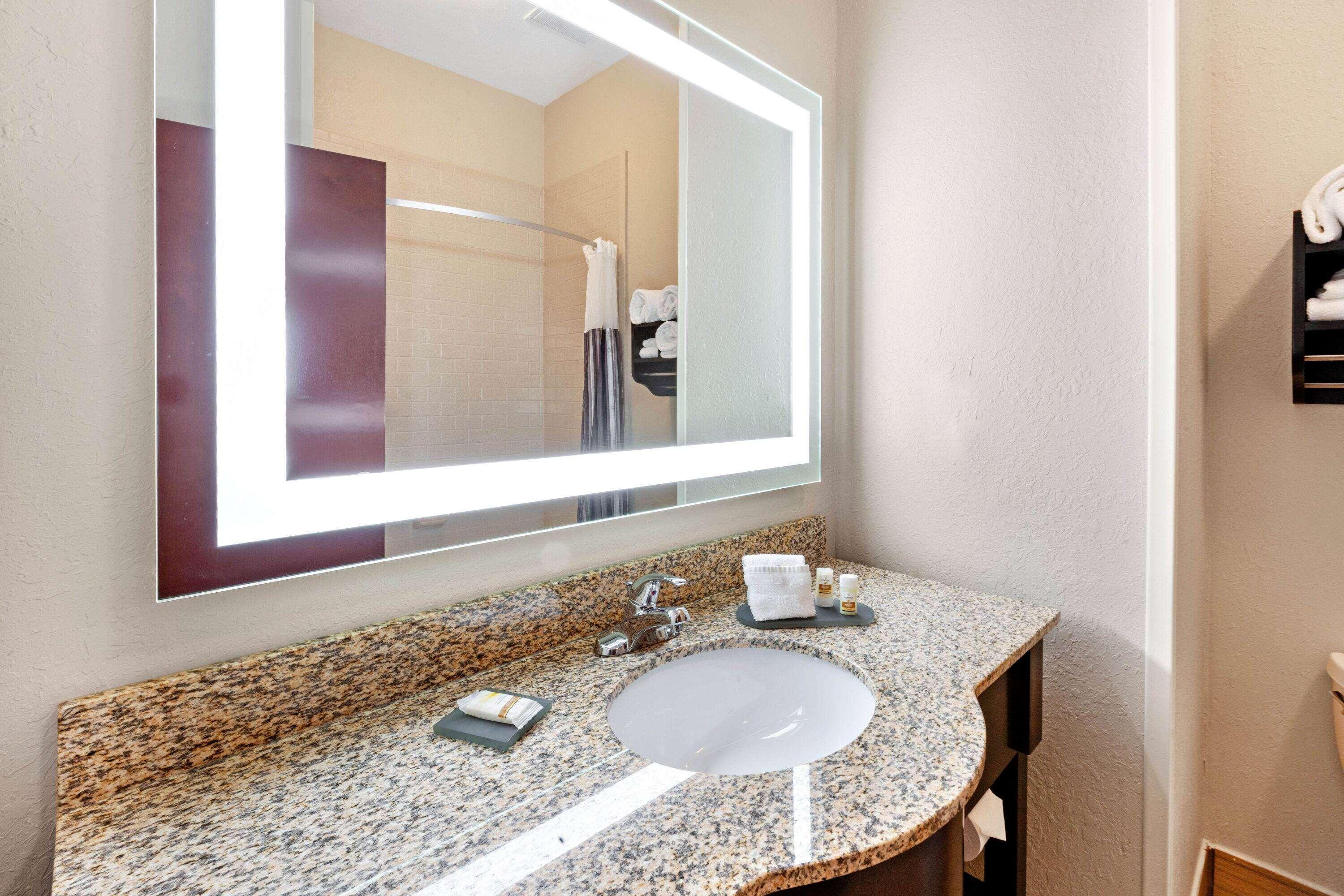 La Quinta By Wyndham South Bend Hotell Exteriör bild